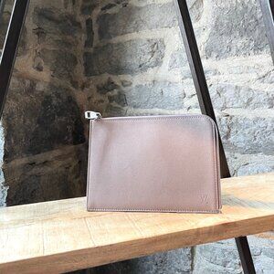 Louis Vuitton Pochette Jules Taupe Leather Zippered Pouch